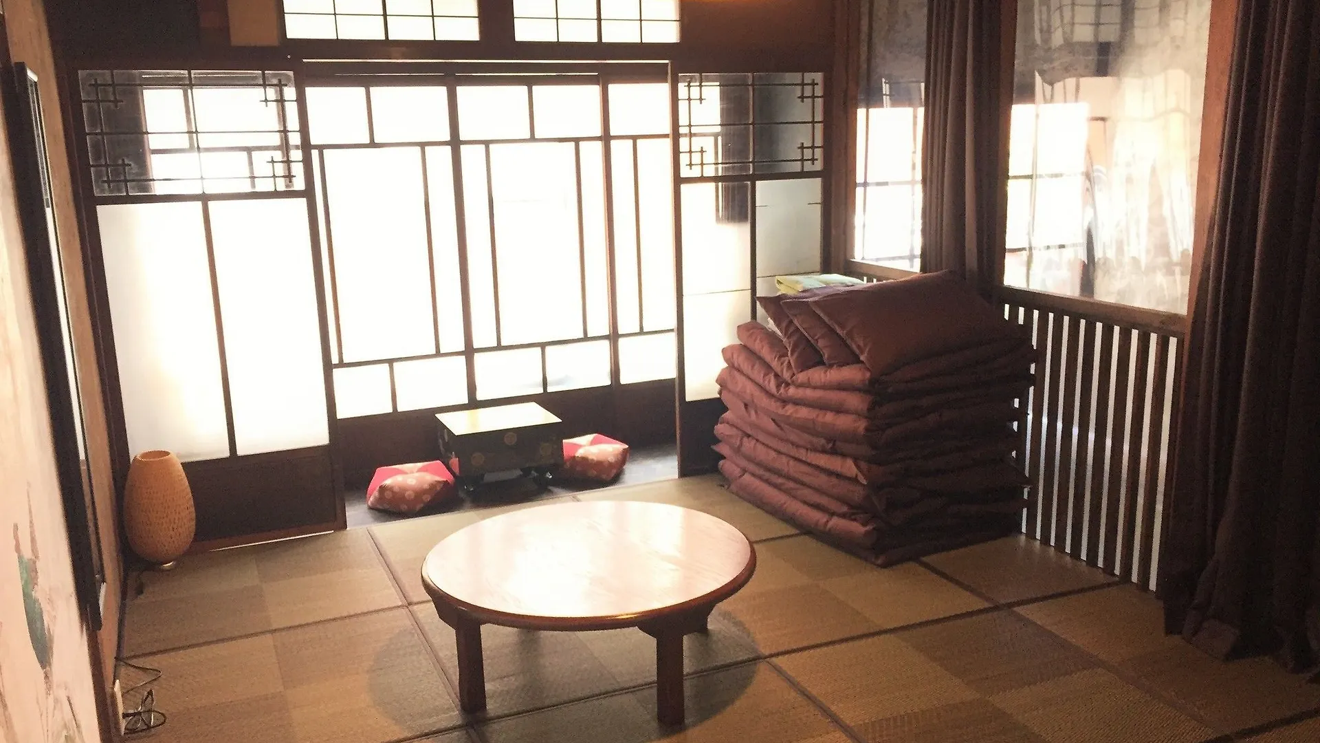 Taberu Tomaru Nijo Castle Hotel Kyoto Japan